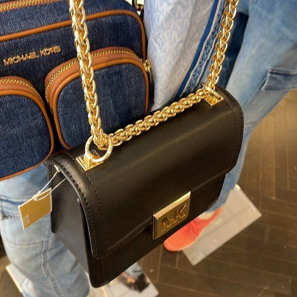 MICHAEL KORS SONIA SMALL SHOULDER XBODY BLACK COLOR